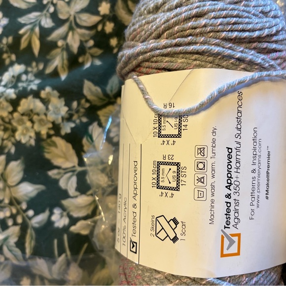 Premier Rose Quartz Marl Yarn 2 new skeins - Picture 3 of 8